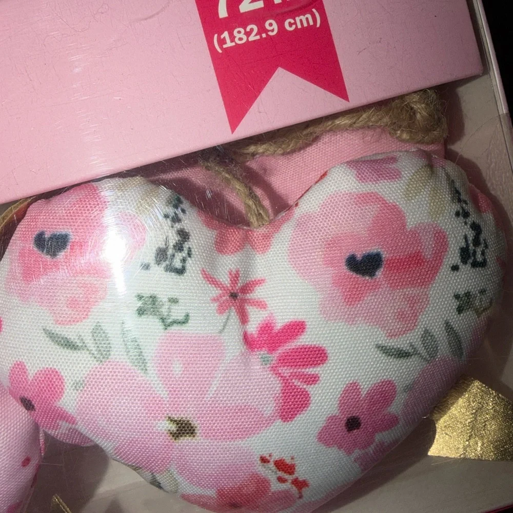 Valentine’s Heart Garland floral 72” plush